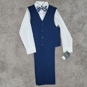 Boys size 6, 4 piece set